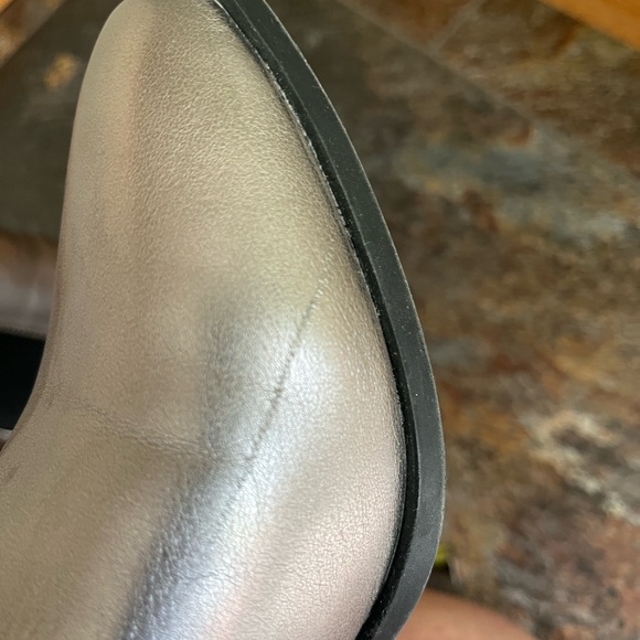 Madden Girl Barbiee pewter silver pull on ankle block heel bootie. Size 6.5 - Picture 9 of 15